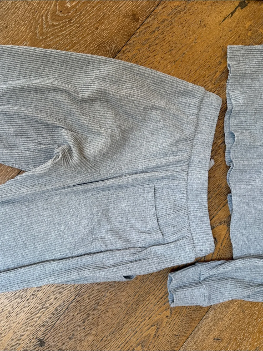 ALO MUSE SET pullover + sweatpants medium